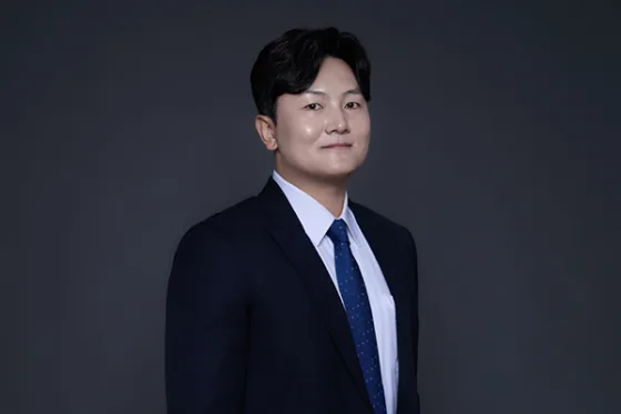 아주경제 [로펌라운지] 경찰 출신 변호사 전형환...국제 형사 전문 로펌 '메가엑스 법률사무소' 개소